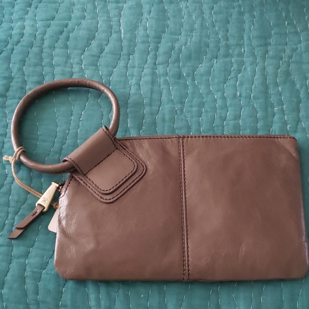 HOBO "Sable" Leather Wristlet in Shadow NWT